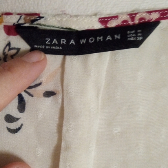 Zara Woman Floral Boho Style Needlepoint Tassel Tie Front Blouse Size Medium - Picture 8 of 10